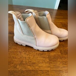 Native Girls Light Pink Boots